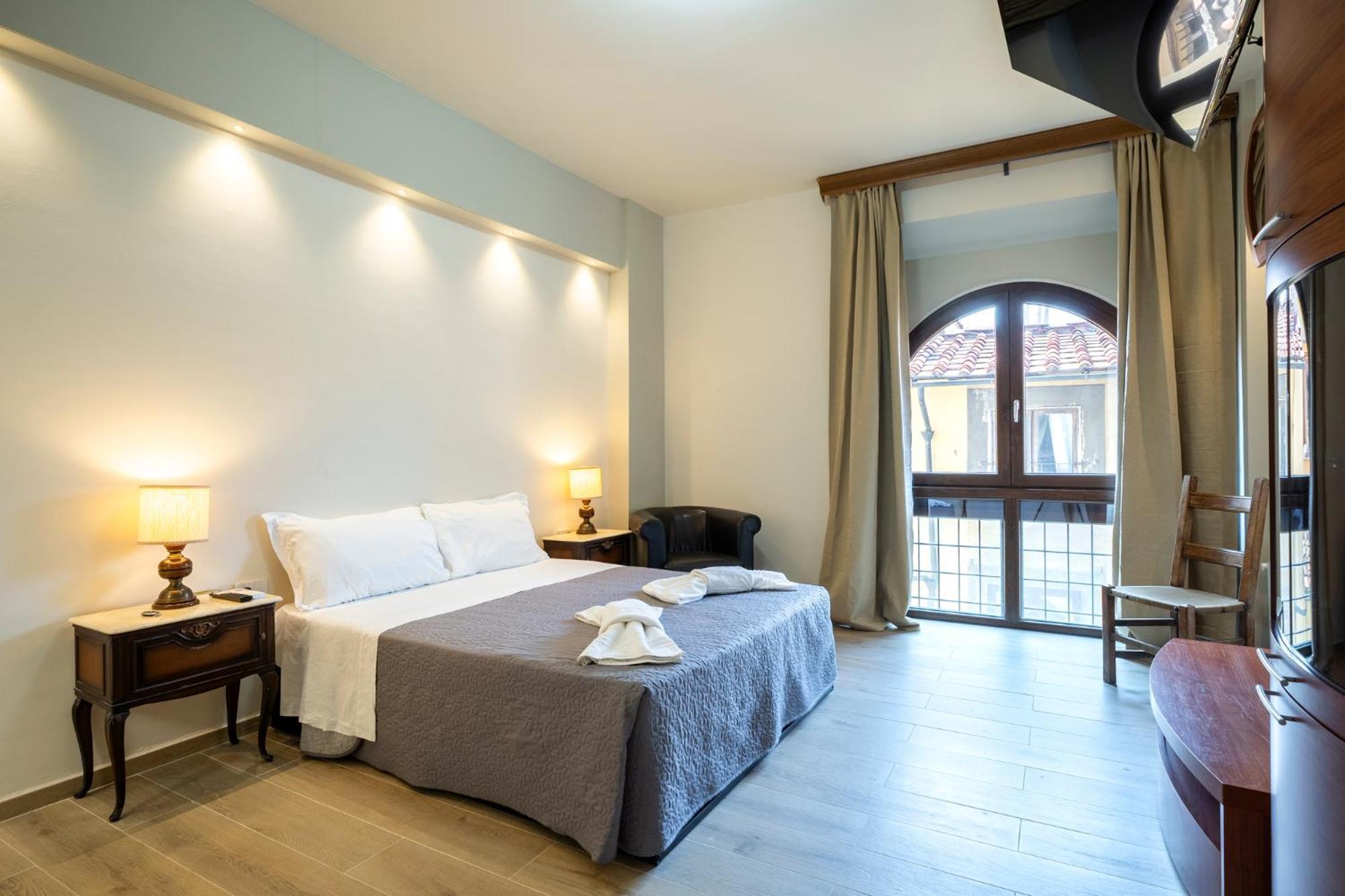 Duomo - Camere Matrimoniali Con Bagno Privato Floransa Dış mekan fotoğraf
