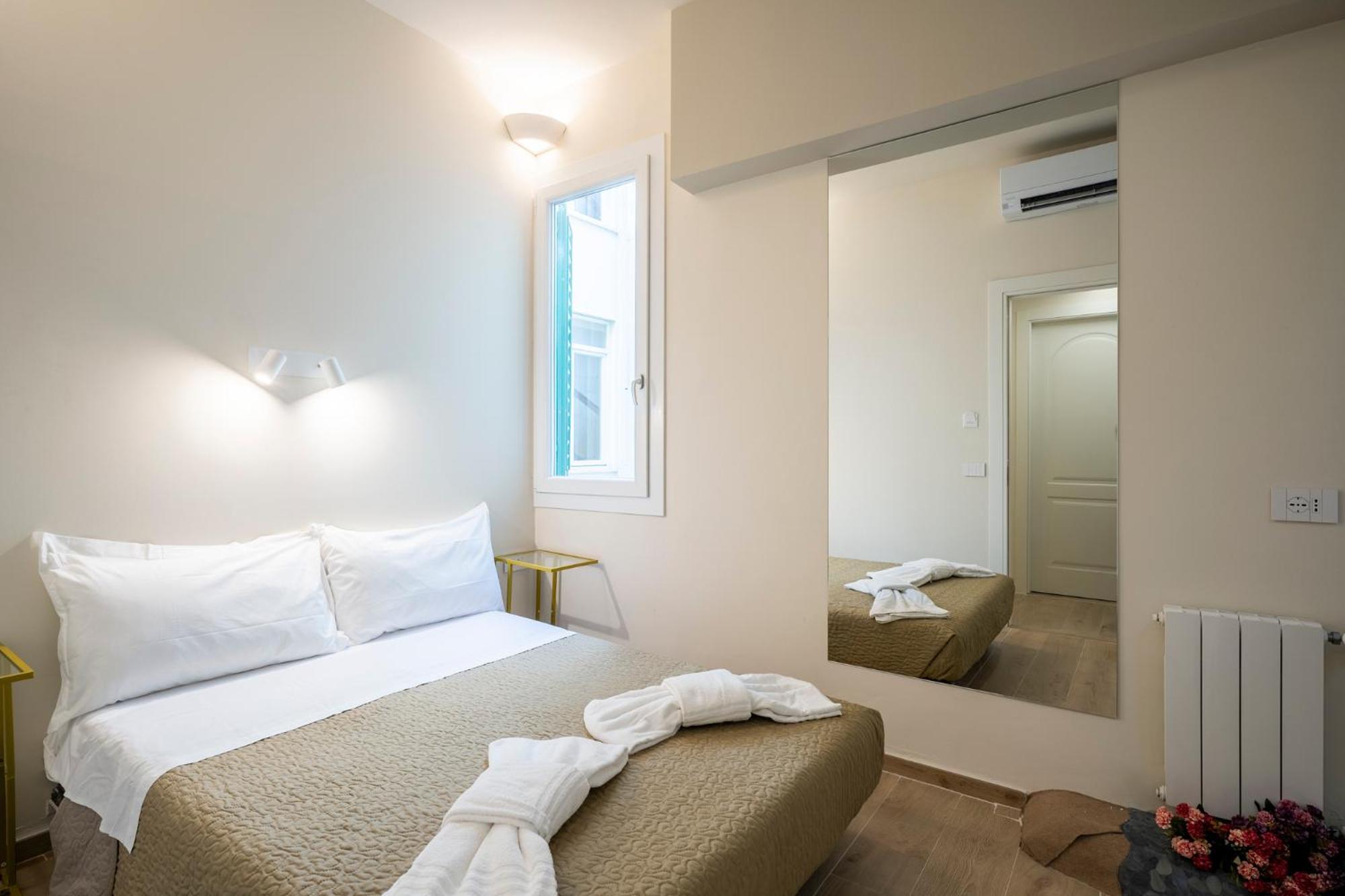 Duomo - Camere Matrimoniali Con Bagno Privato Floransa Dış mekan fotoğraf