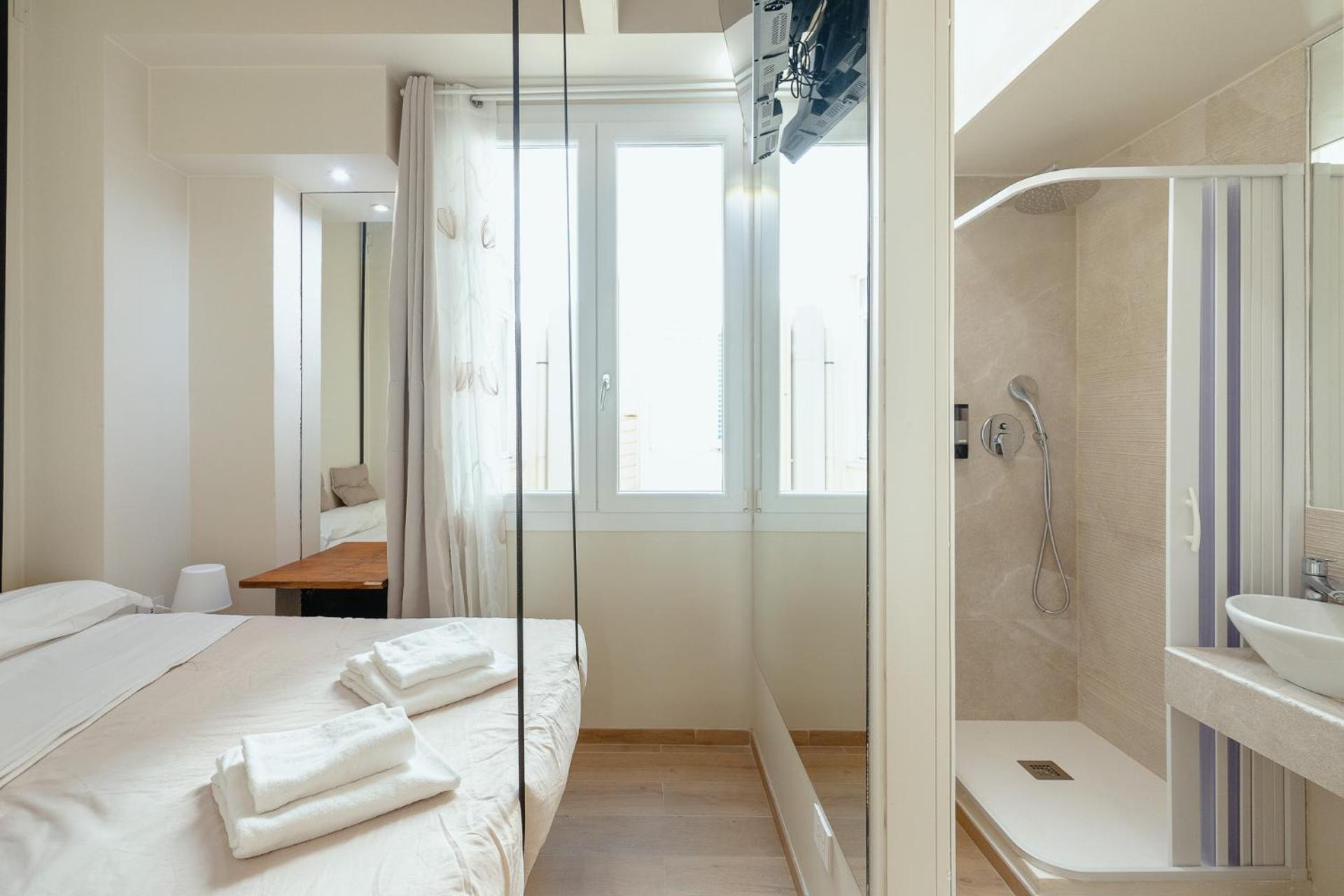 Duomo - Camere Matrimoniali Con Bagno Privato Floransa Dış mekan fotoğraf